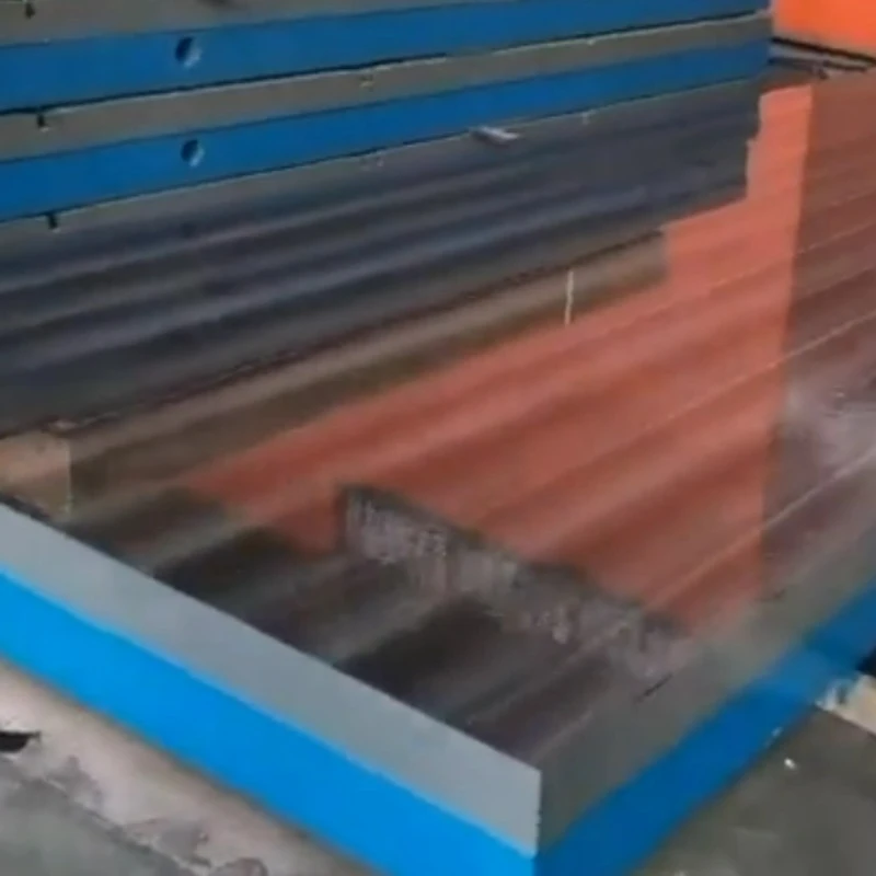 A 2 méter 6 méter öntöttvas karcolás és lapping platform vár szállításra